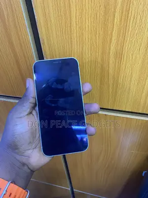 Apple iPhone 12 64 GB