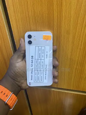 Apple iPhone 12 64 GB