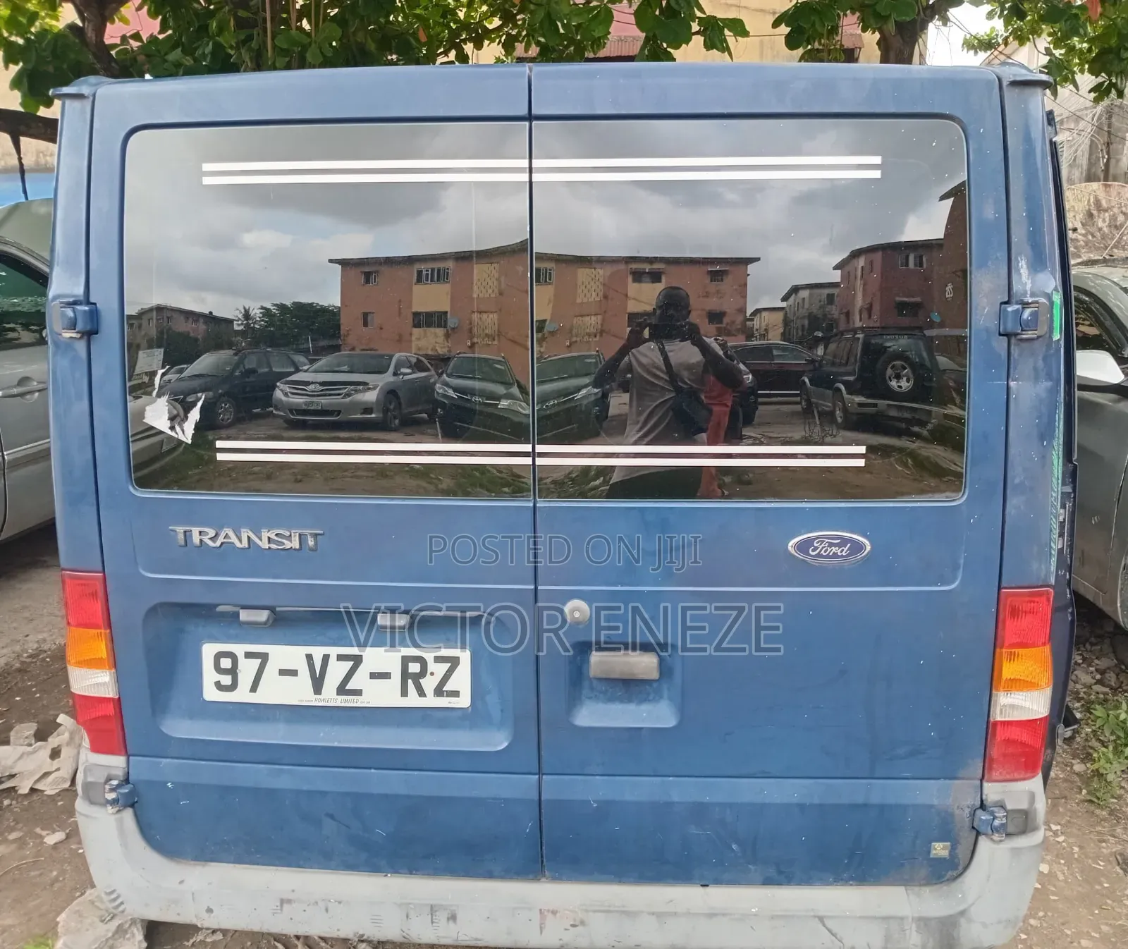 Ford Transit 2012 Blue