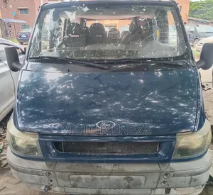 Ford Transit 2012 Blue