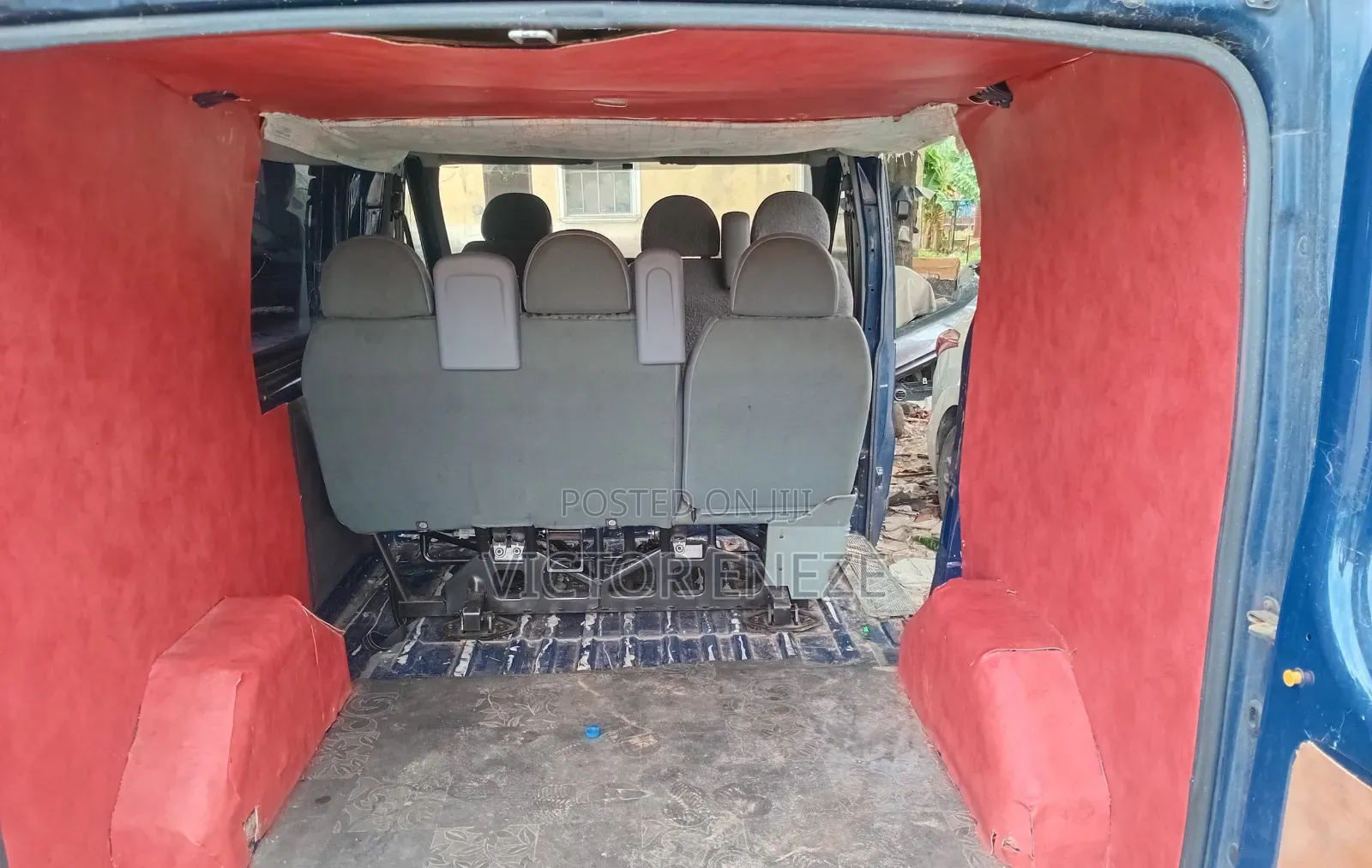 Ford Transit 2012 Blue