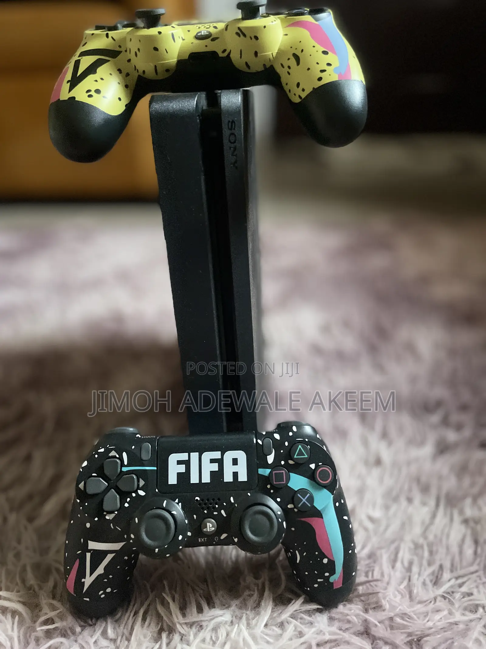 Play Station 4