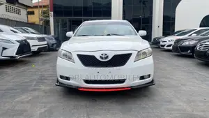 Toyota Camry XLE V6 4dr Sedan (3.5L 6cyl 6AM) 2007 White