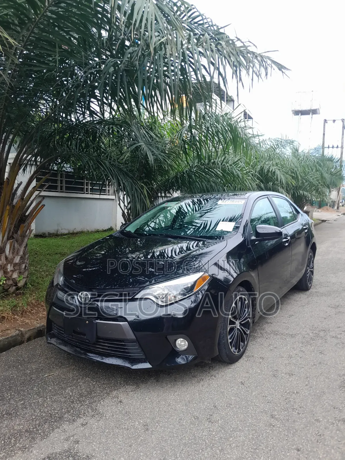 Toyota Corolla 2016 Black