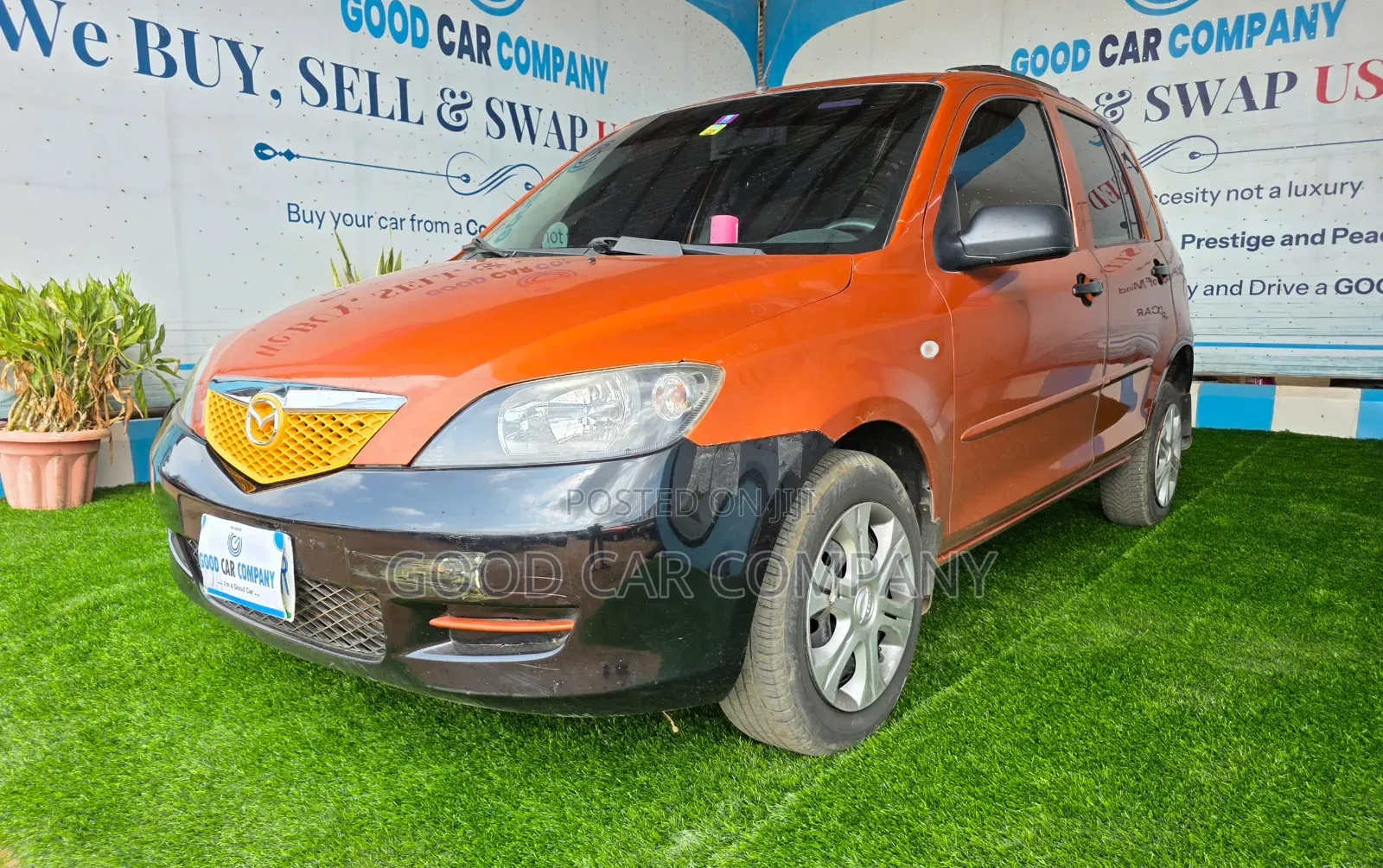 Mazda 2 2002 Orange