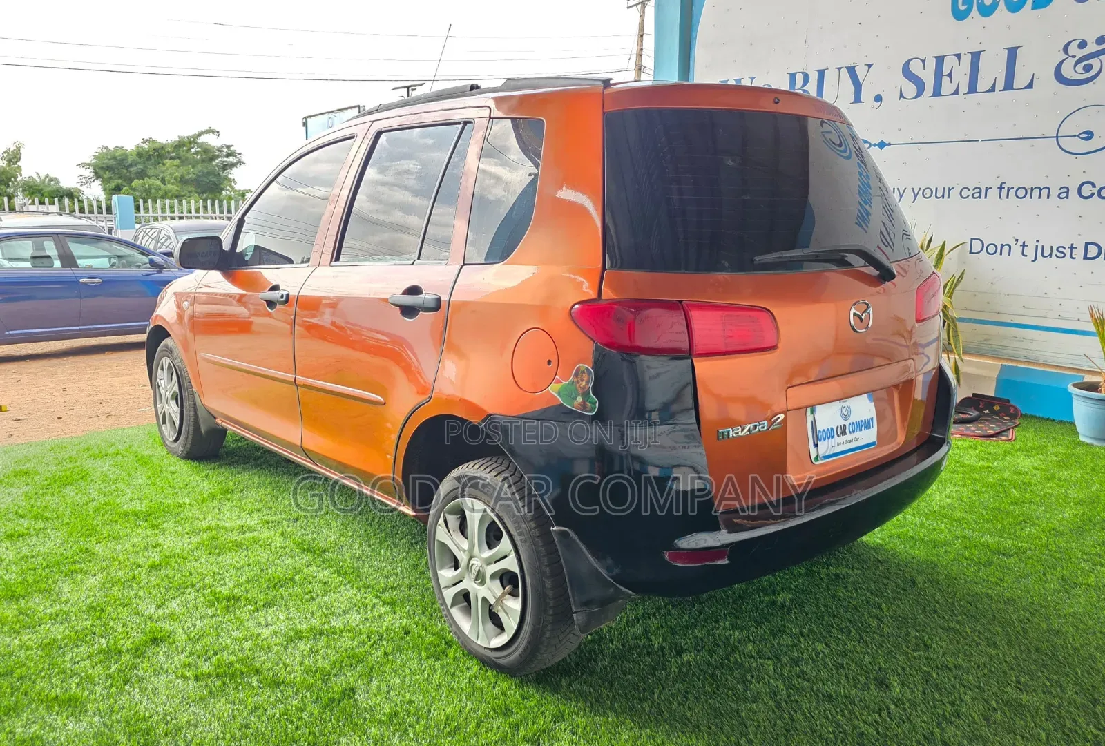 Mazda 2 2002 Orange