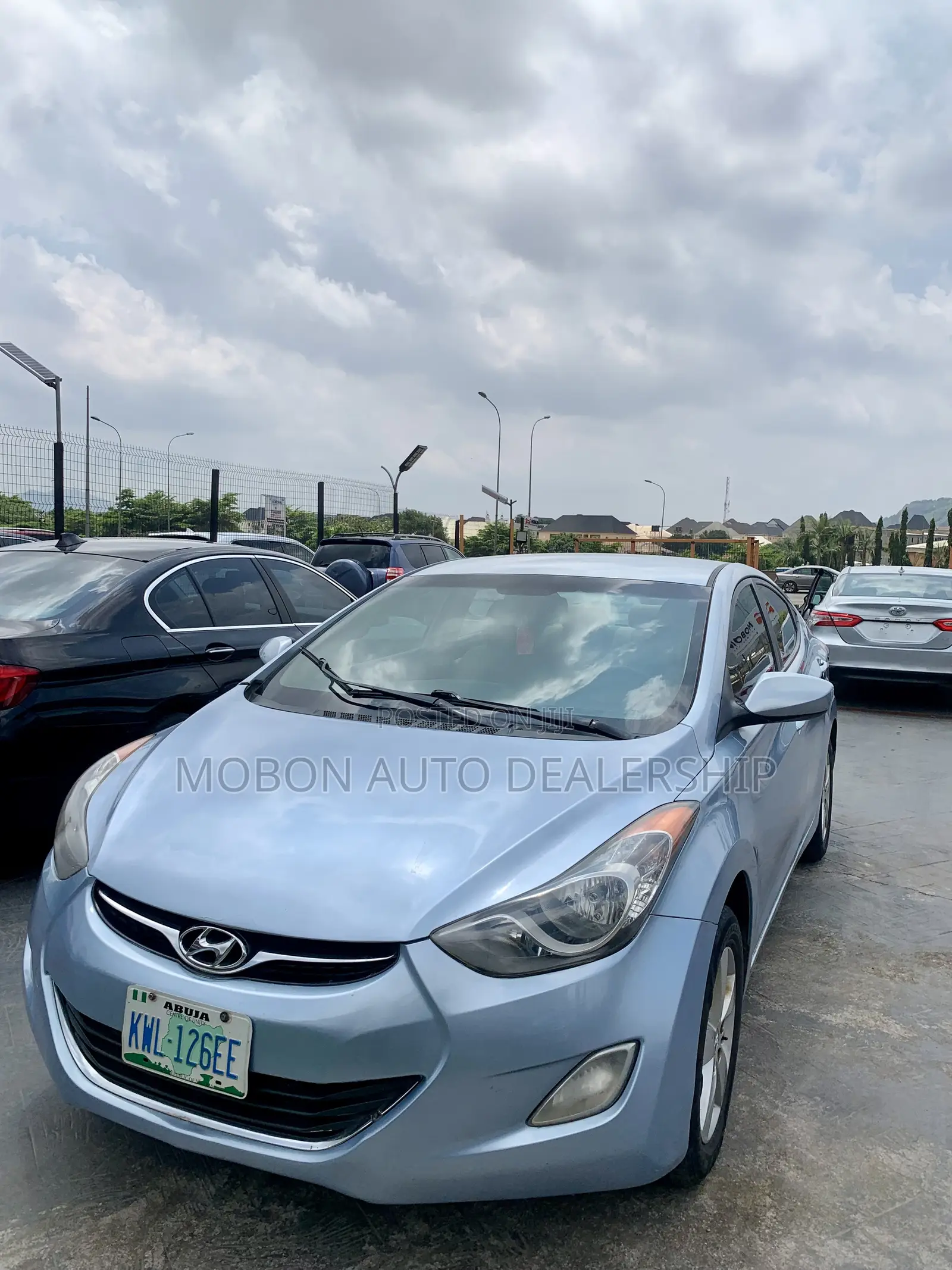 Hyundai Elantra 2012