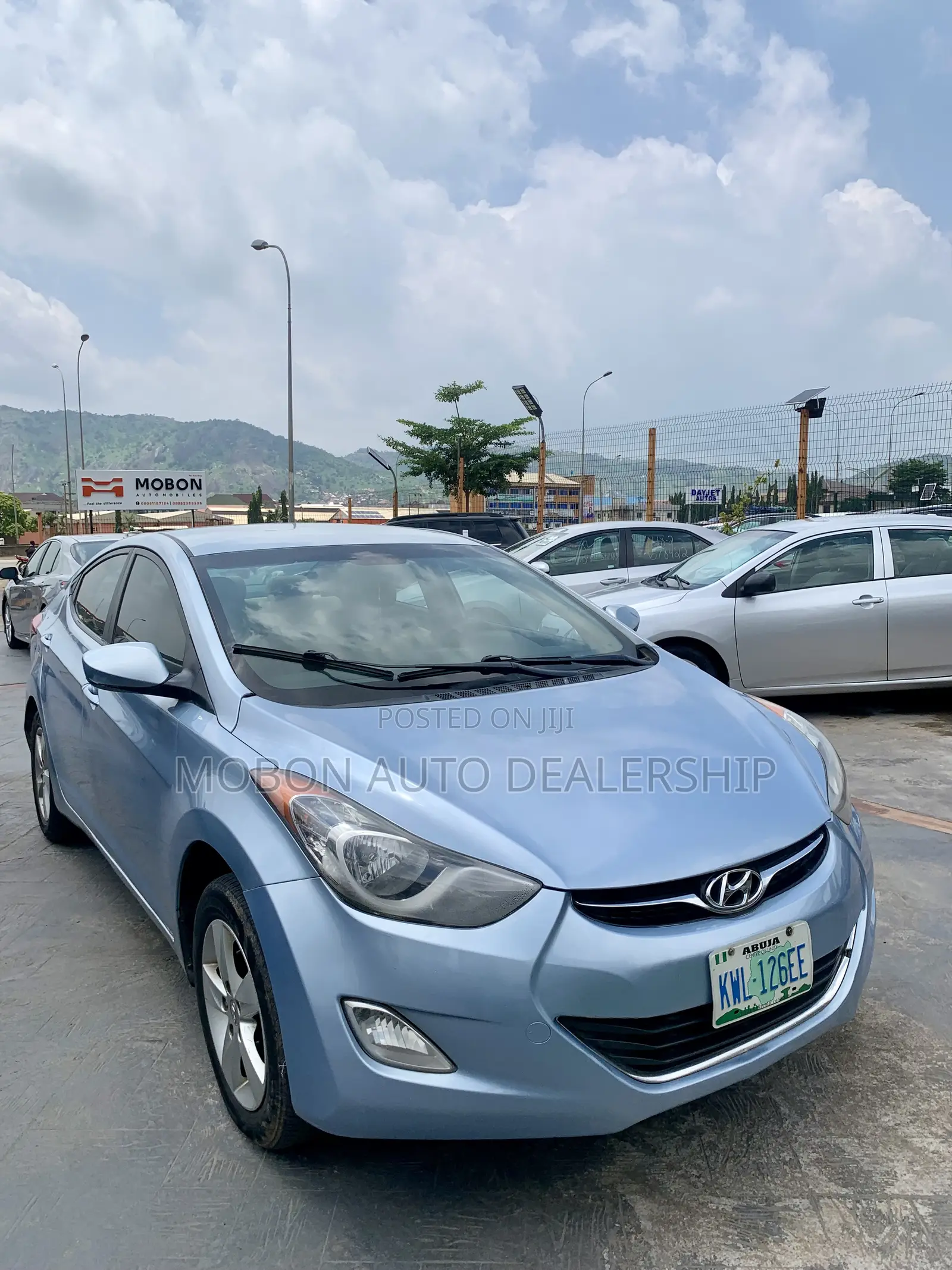 Hyundai Elantra 2012