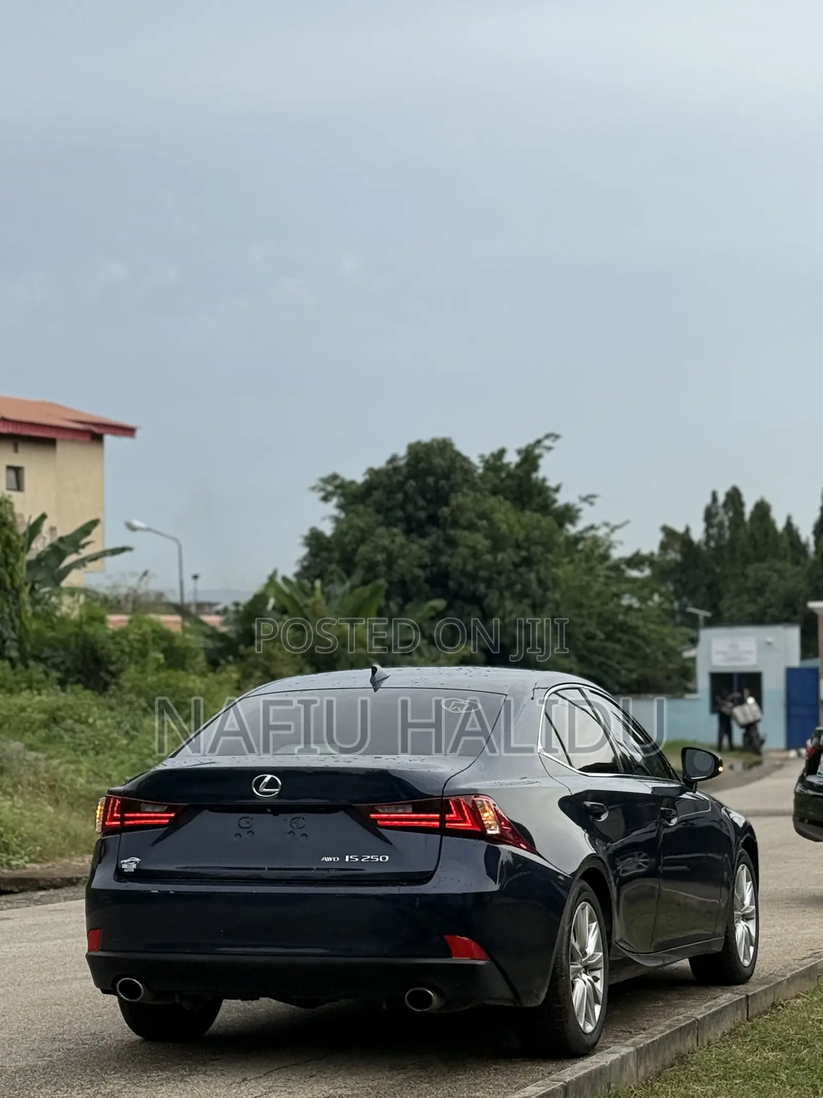 Lexus IS 2015 Blue