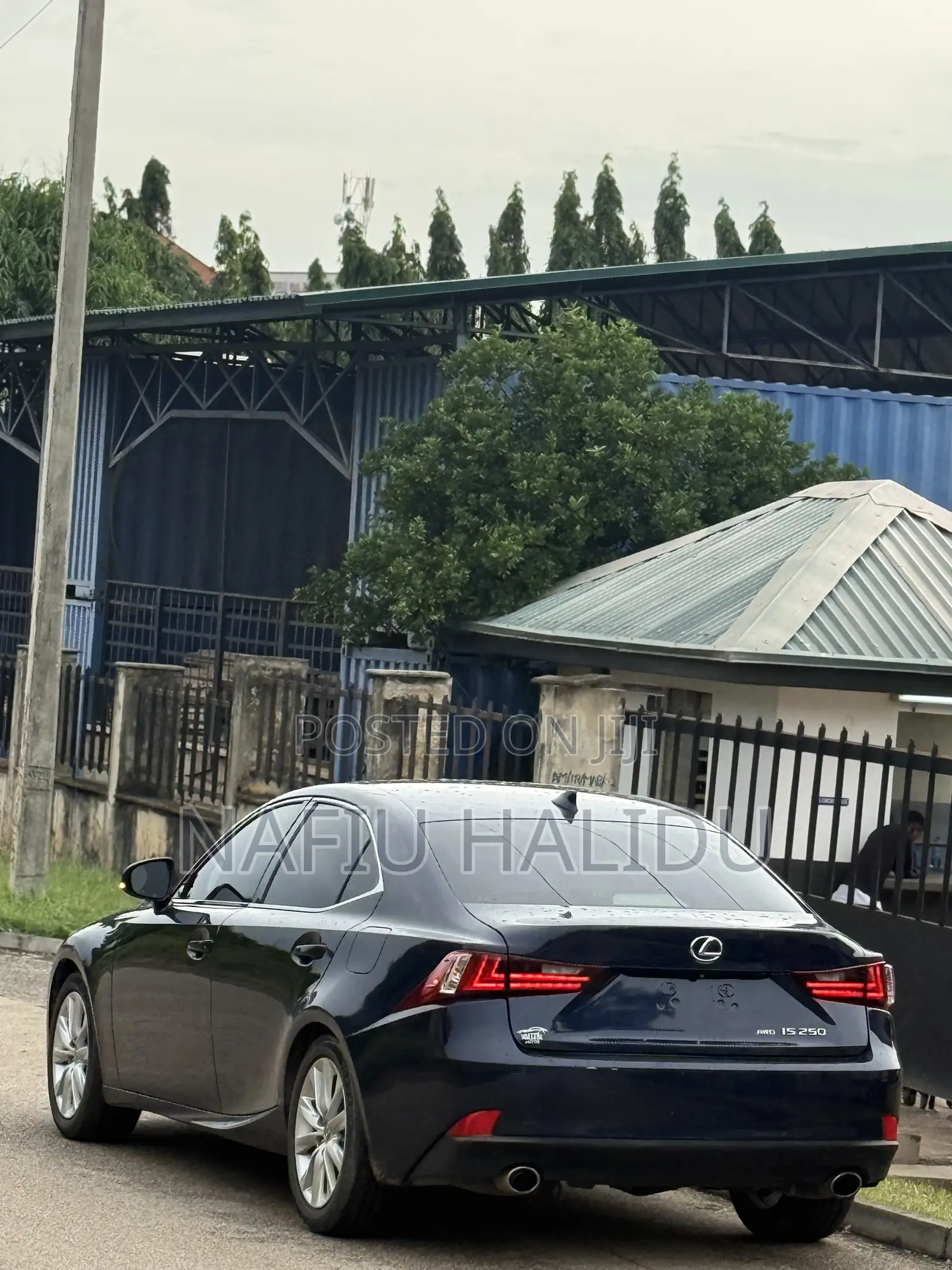 Lexus IS 2015 Blue