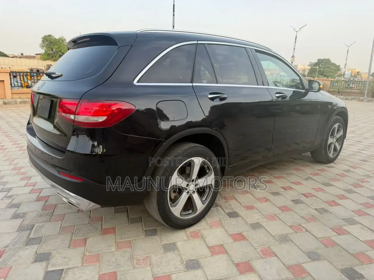 Mercedes-Benz GLC-Class 2016 Black