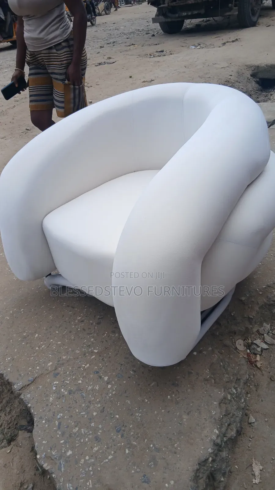 White Single Sofa Chair