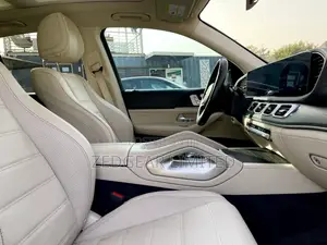 Mercedes-Benz GLE-Class 2020 Silver