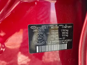 Hyundai Elantra 2015 Red