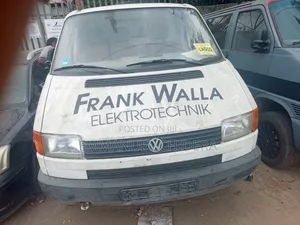 Volkswagen Transporter 2004 White
