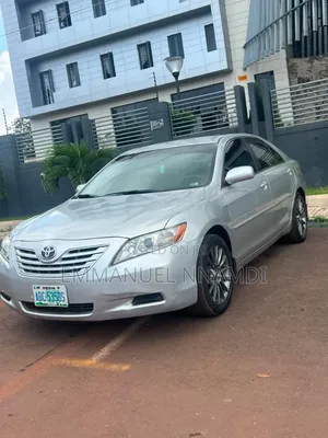 Toyota Camry LE 4dr Sedan (2.4L 4cyl 5A) 2008
