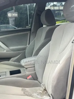 Toyota Camry LE 4dr Sedan (2.4L 4cyl 5A) 2008