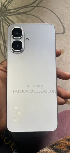 Infinix Smart 10 64 GB Silver