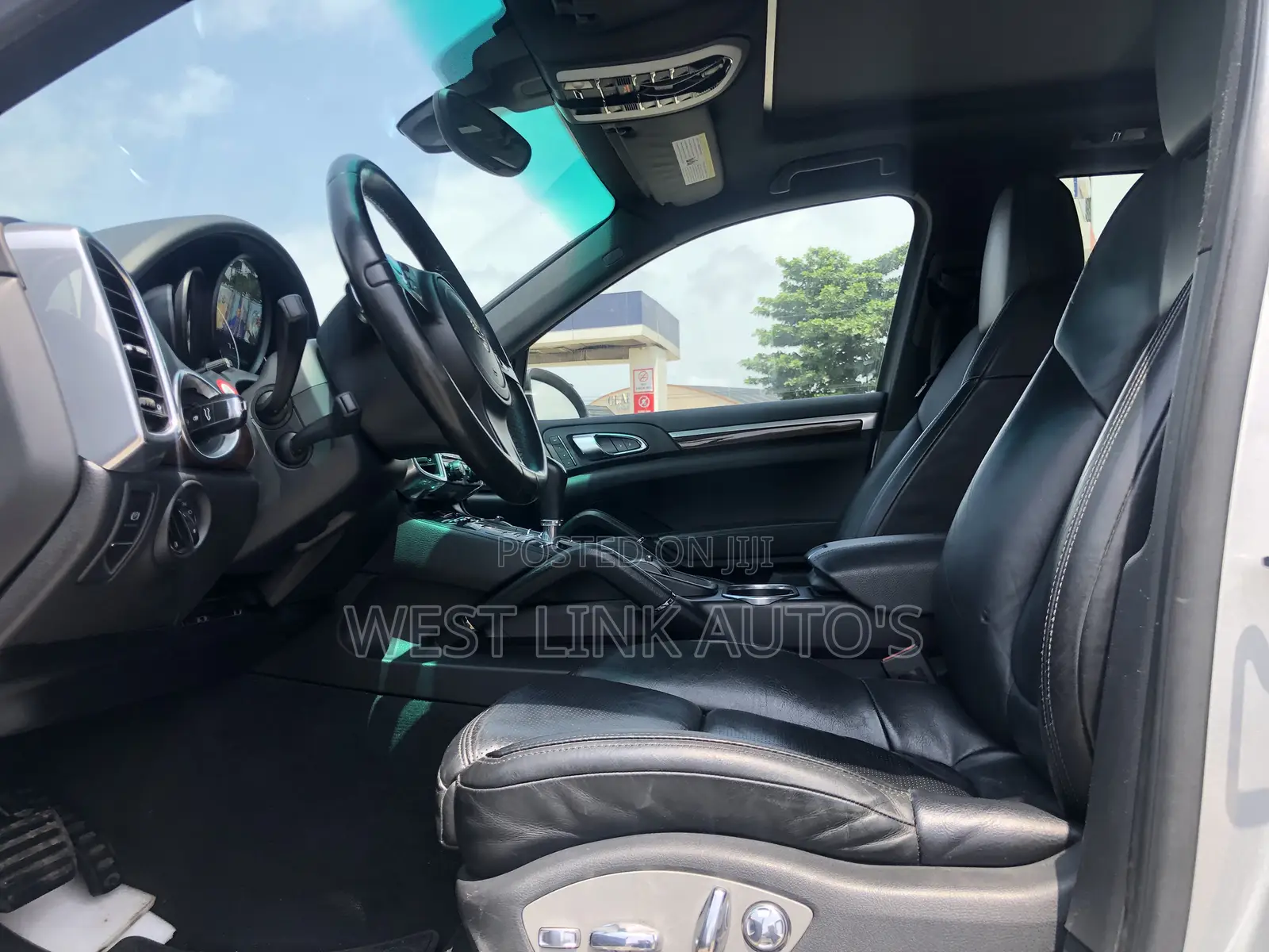 Porsche Cayenne 2013 Silver
