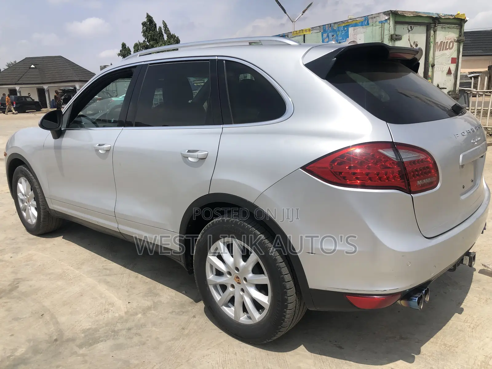 Porsche Cayenne 2013 Silver