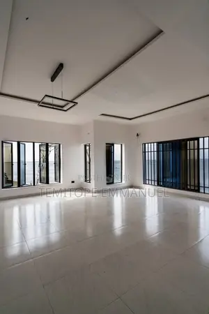 Furnished 3bdrm Apartment in Banana Island for rent