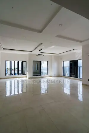 Furnished 3bdrm Apartment in Banana Island for rent