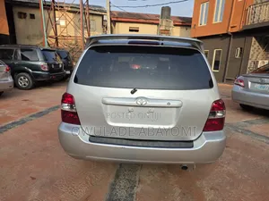 Toyota Highlander 2005 Silver