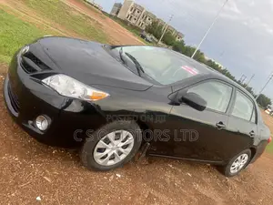 Toyota Corolla LE 4dr Sedan (1.8L 4cyl 4A) 2011 Black