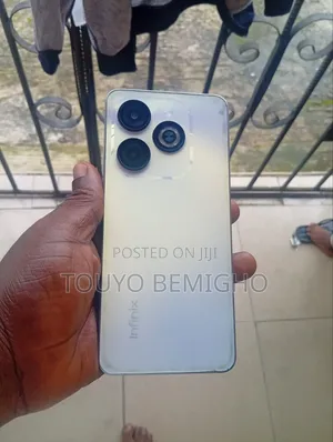 Infinix Smart 8 64 GB