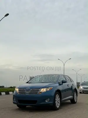 Toyota Venza AWD 2011 Blue