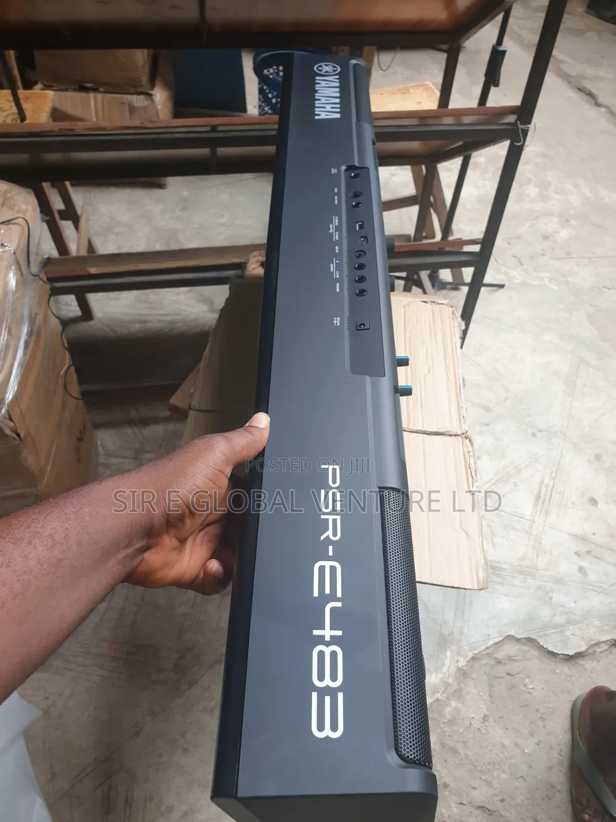 Professional Yamaha PSR-E483 Keyboard