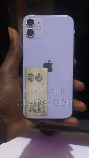Apple iPhone 11 64 GB Purple