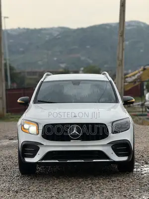 Mercedes-Benz GLB-Class AMG GLB 35 4MATIC 2021 White