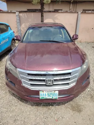 Honda Crosstour 3.5 FWD 2012 Burgundy
