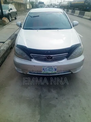 Toyota Camry 2005 Silver
