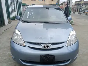 Toyota Sienna XLE 2007 Blue