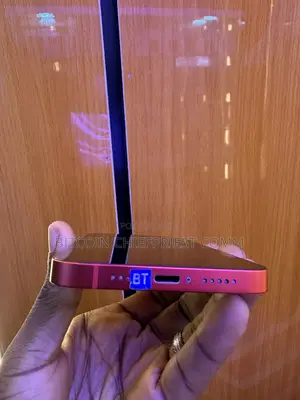 Apple iPhone 12 64 GB Red
