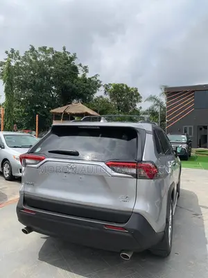 Toyota RAV4 2022 Gray