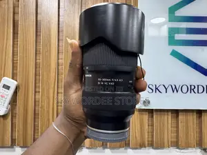 Tamron 50-300mm F/4.5 - 6.3 E-Mount Lens