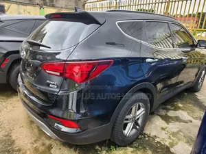 Hyundai Santa Fe 2018 Black