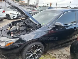 Toyota Camry 2017 Blue