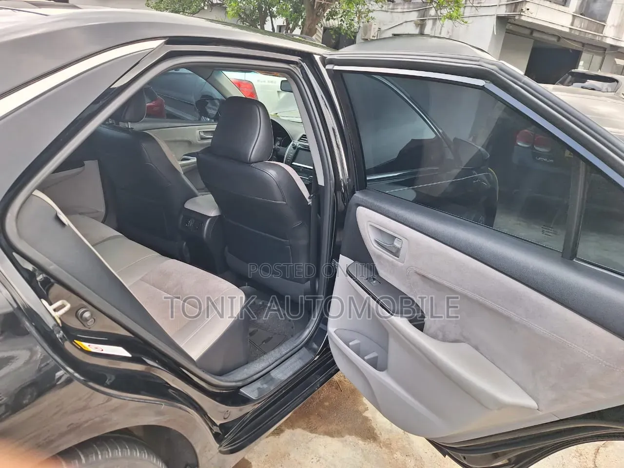 Toyota Camry 2017 Blue