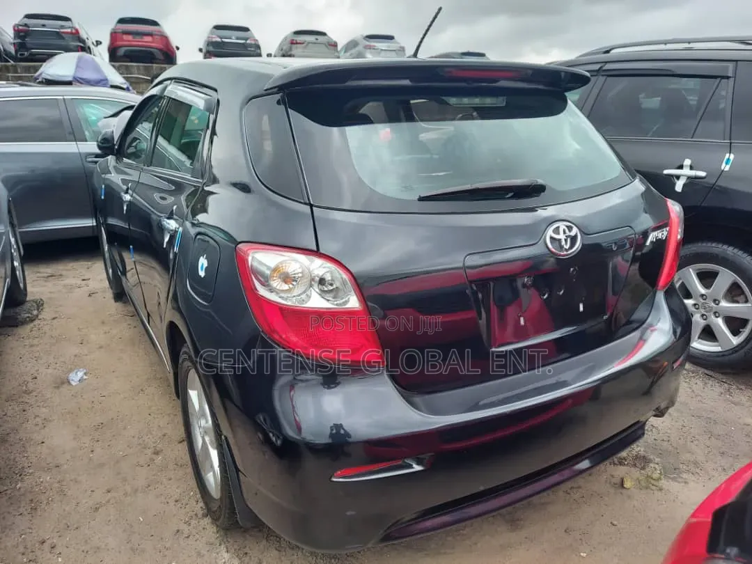 Toyota Matrix 2009 Gray