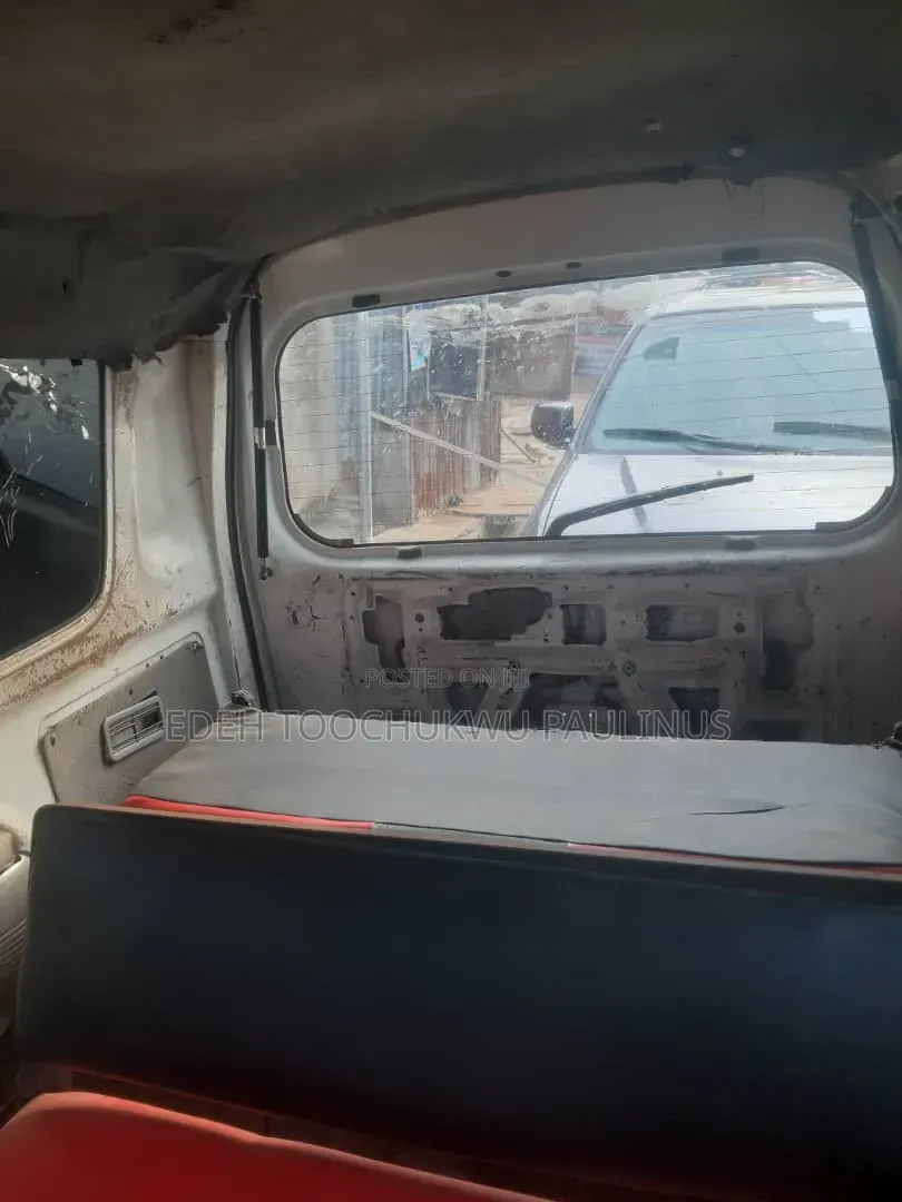 Suzuki APV Minibus 2018 White