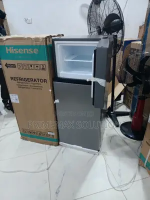 Sleek Silver Style Meets Smart Storage – Hisense REF172DR