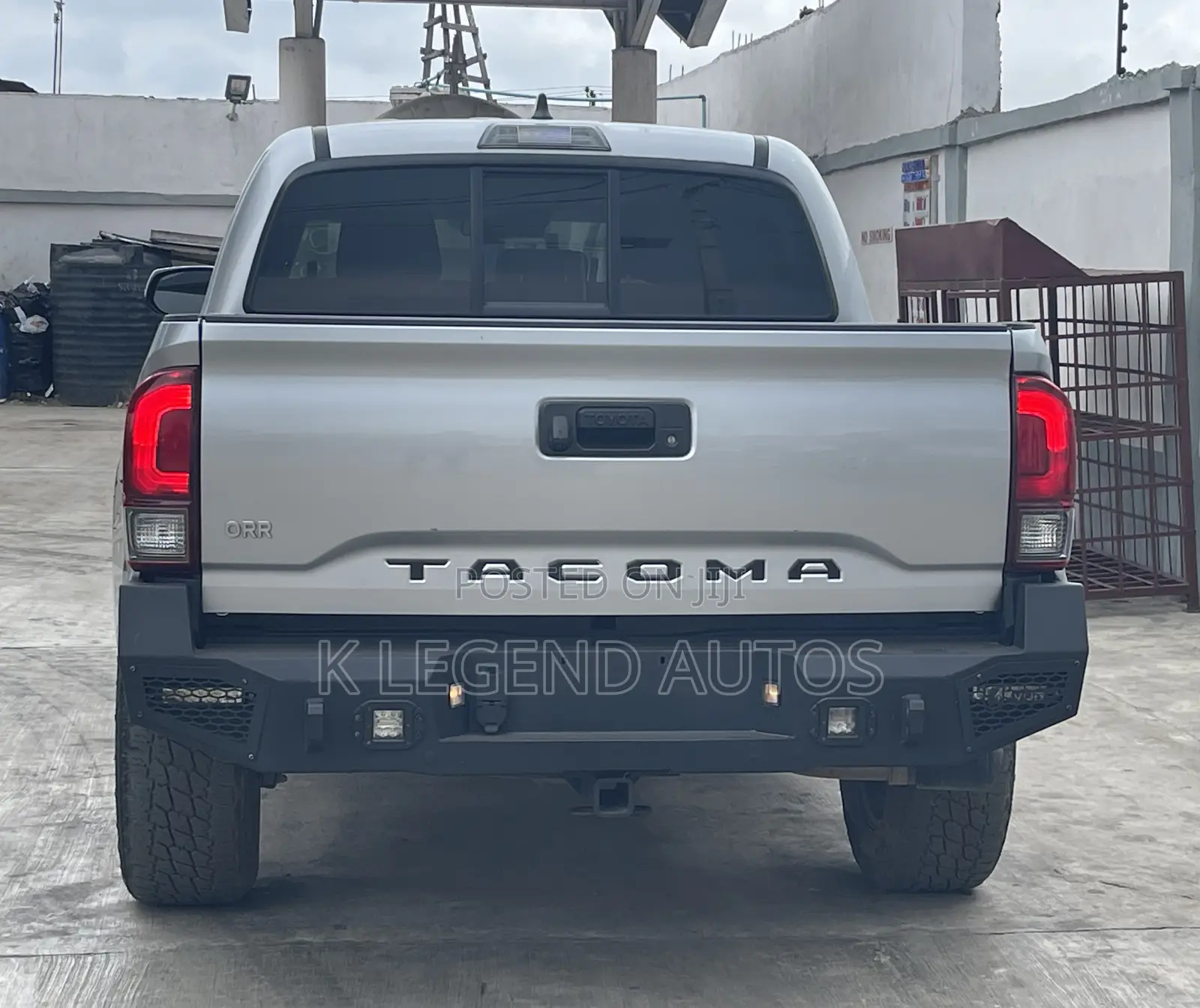 Toyota Tacoma 2022 Silver