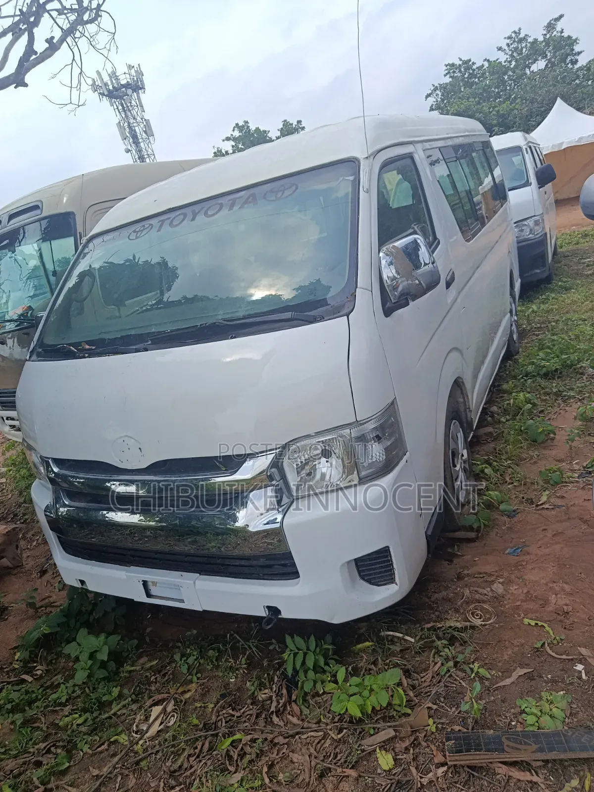 Toyota HiAce 2012