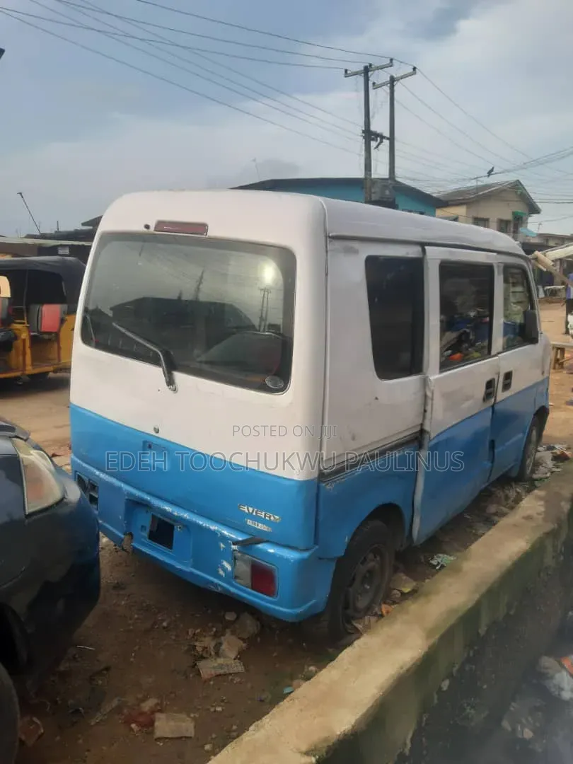 Suzuki APV Minibus 2018 White