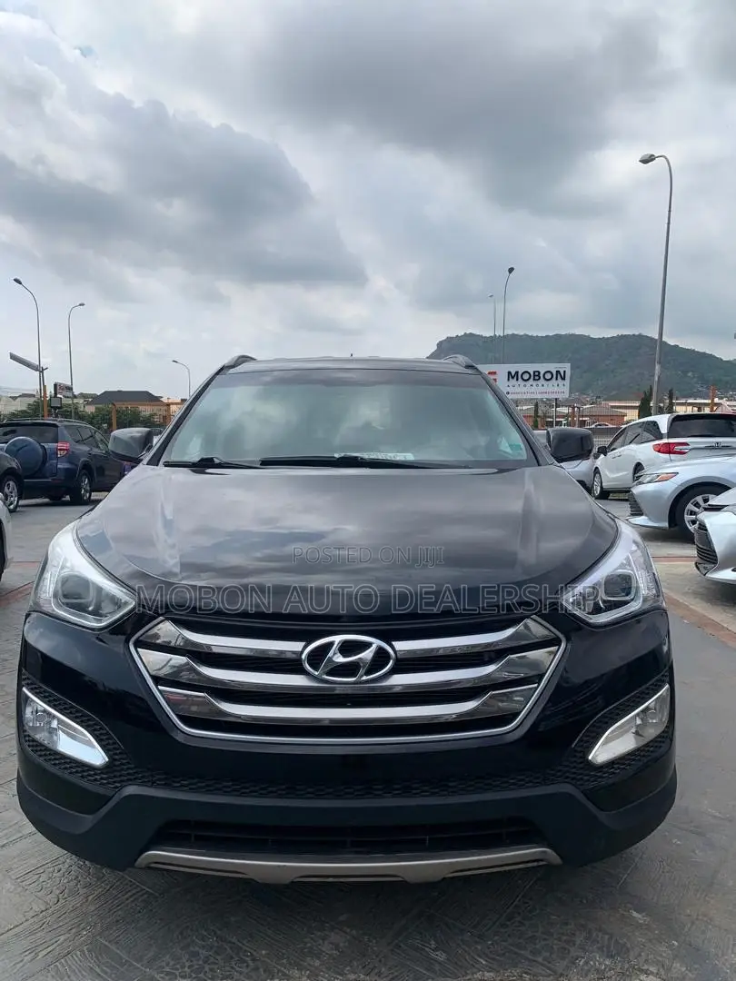 Hyundai Santa Fe 2015 Black