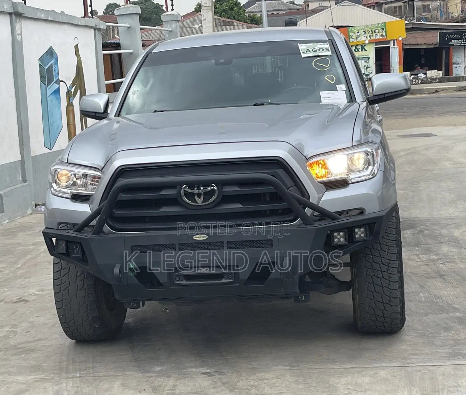 Toyota Tacoma 2022 Silver